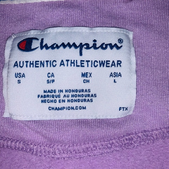 LIKE NEW CHAMPION LILAC COLORED CREW SWEATSHIRT-SM - Picture 4 of 6